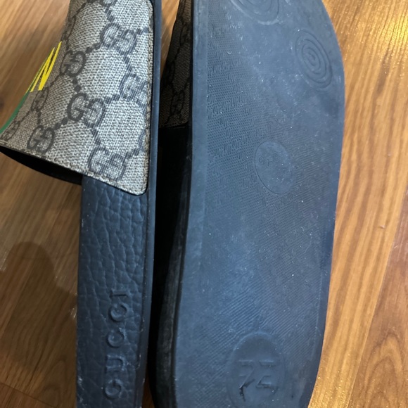 Gucci Not Fake Slides size US 9 - Picture 3 of 3